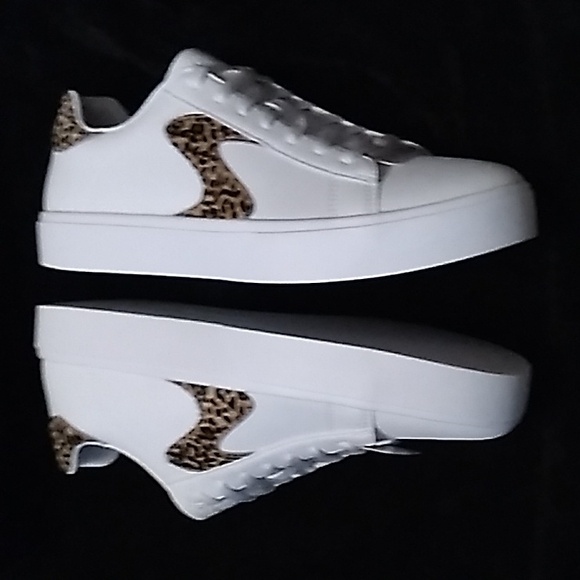 NIB Women's Skechers Court Classics memory foam white with leopard stripe sz 11 - Picture 5 of 10